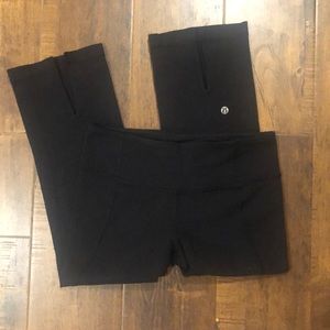 Lululemon Gather and Crow cropped leggings Size 6